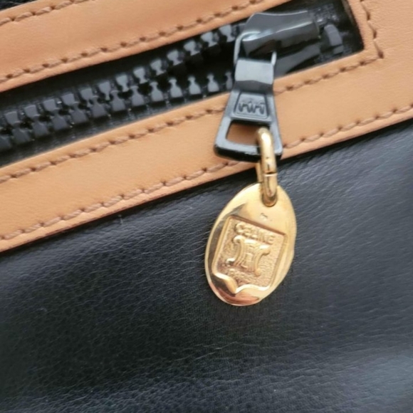 Black leather authentic Celine clutch - Picture 5 of 9